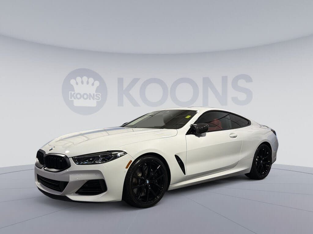 2025 BMW M8
