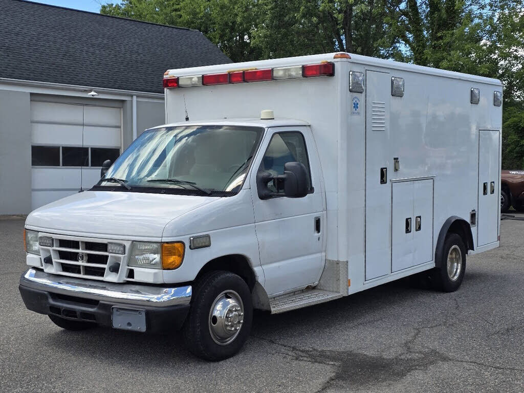 2005 FORD E-450