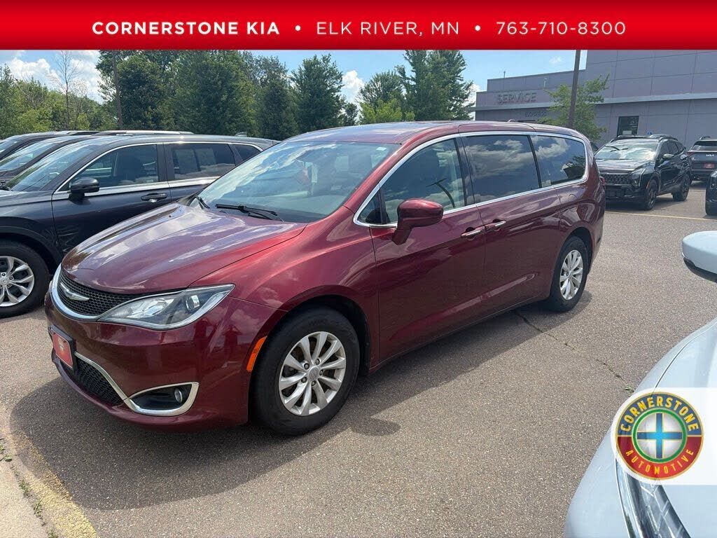2020 CHRYSLER Pacifica