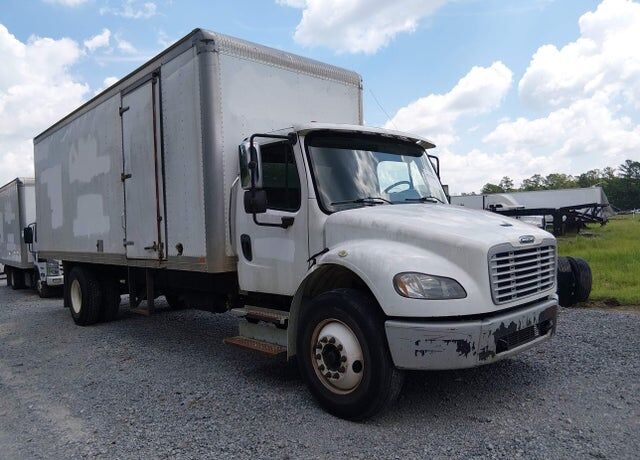 2017 FREIGHTLINER M2