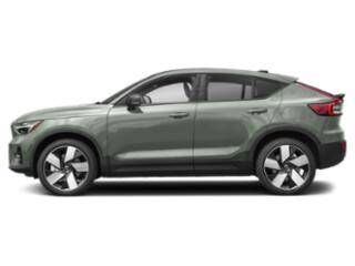 2023 VOLVO C40