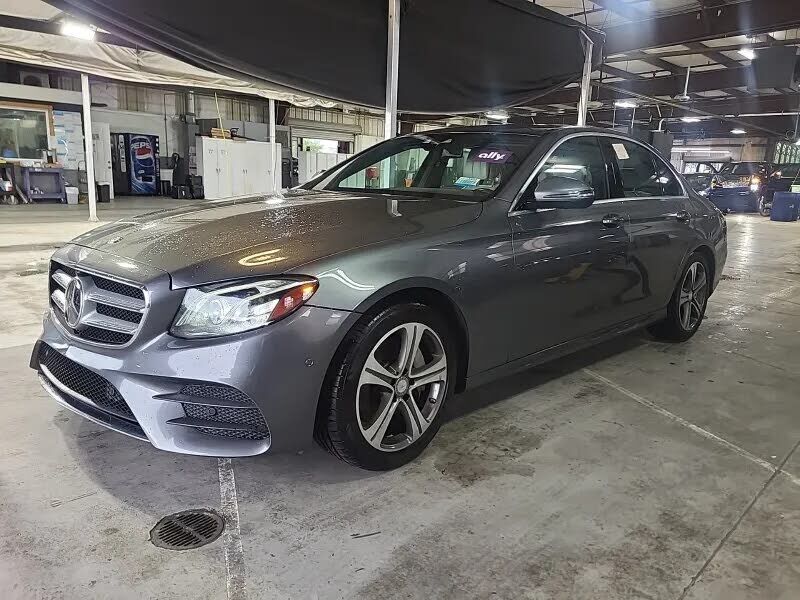 2017 MERCEDES-BENZ E-Class