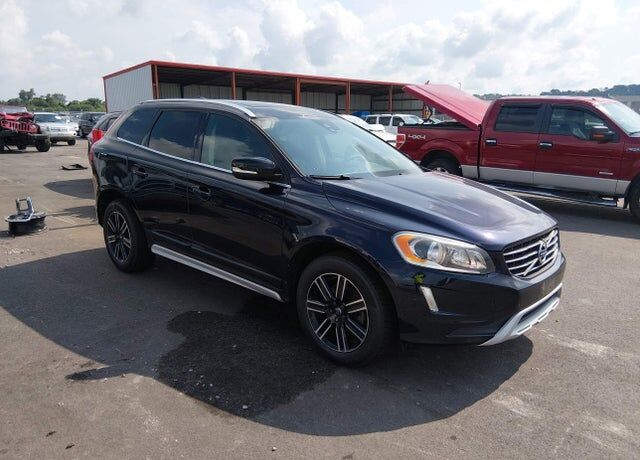 2017 VOLVO XC60