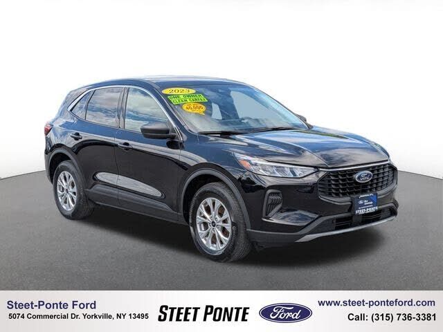2023 FORD Escape
