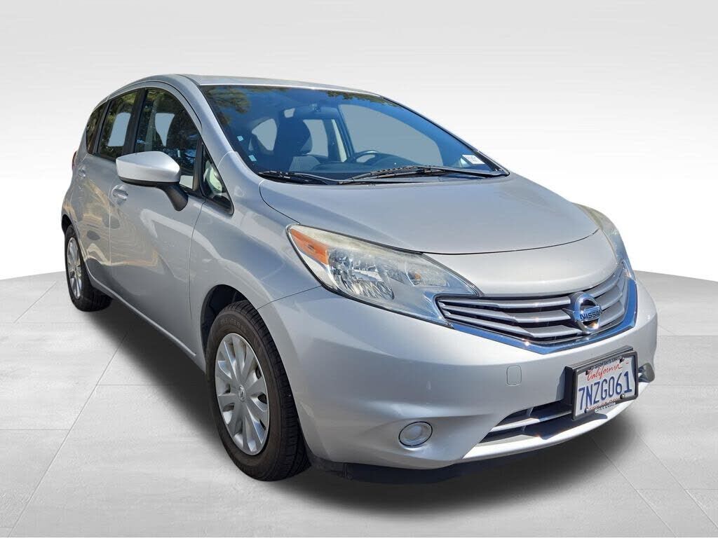 2016 NISSAN Versa