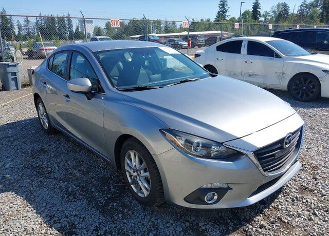 2016 MAZDA Mazda3