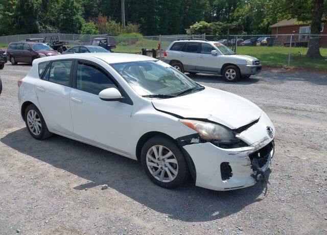 2012 MAZDA Mazda3