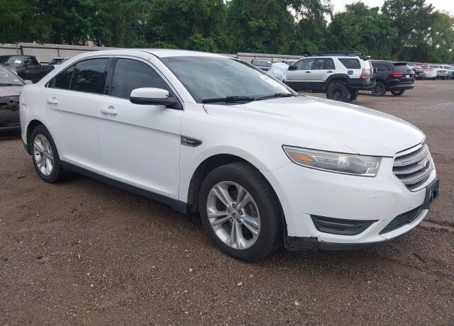 2013 FORD Taurus