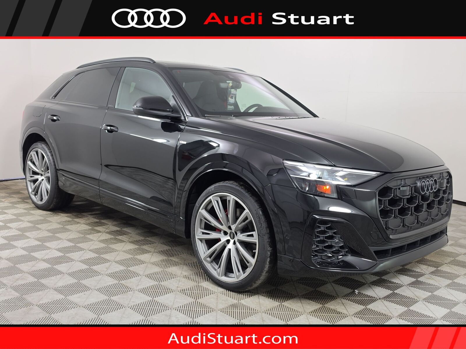 2026 AUDI Q8