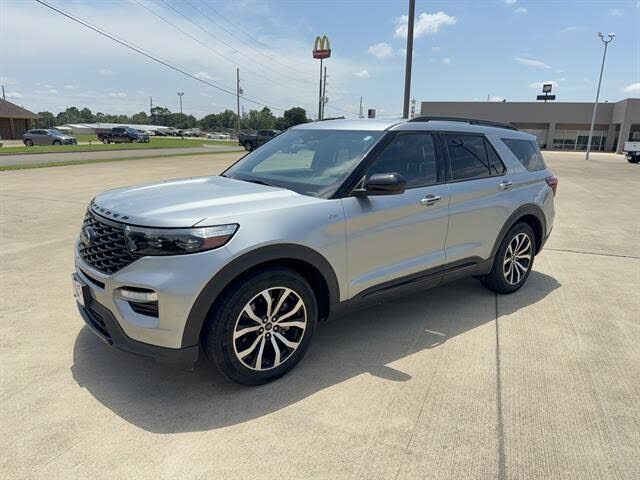 2024 FORD Explorer