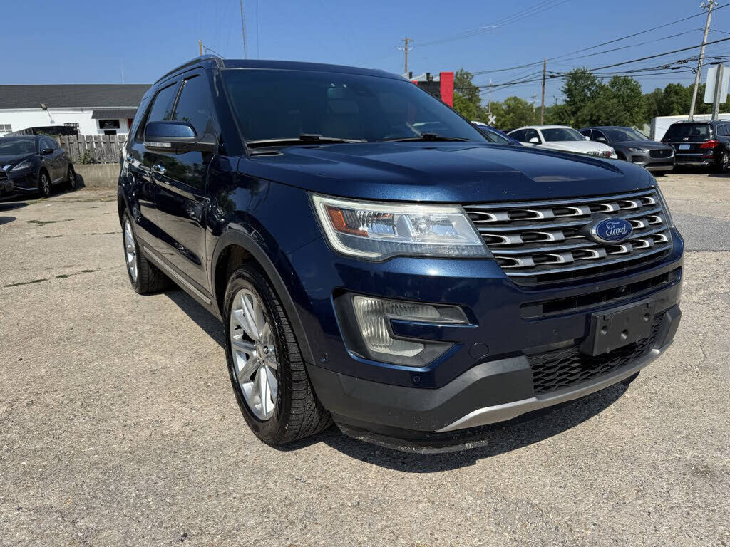 2017 FORD Explorer