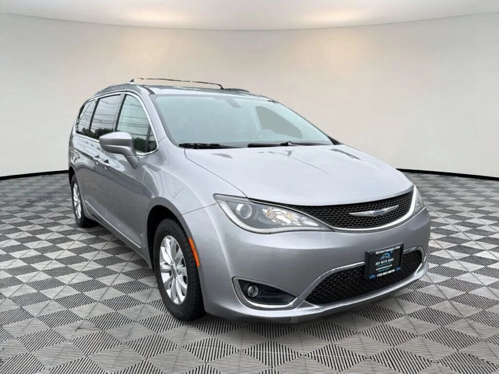 2018 CHRYSLER Pacifica