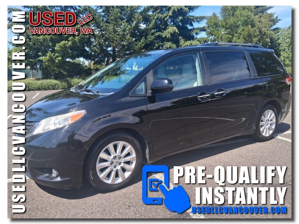 2011 TOYOTA Sienna