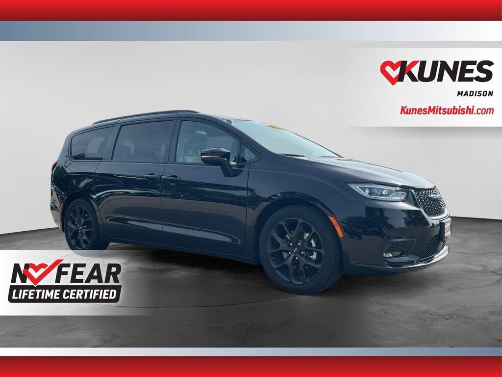 2024 CHRYSLER Pacifica