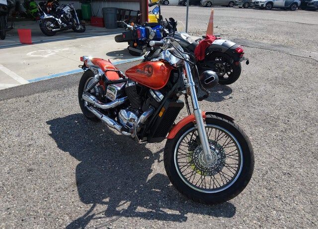 2006 HONDA VT750