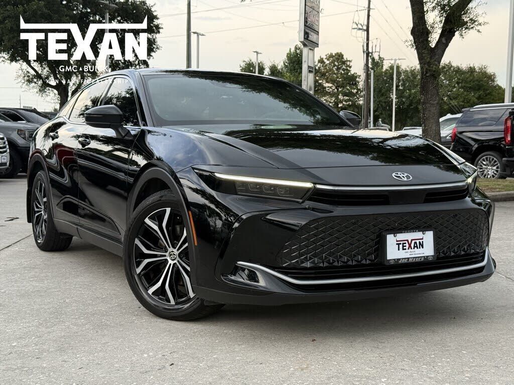 2024 TOYOTA CROWN