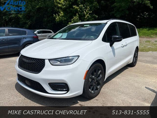 2025 CHRYSLER Pacifica