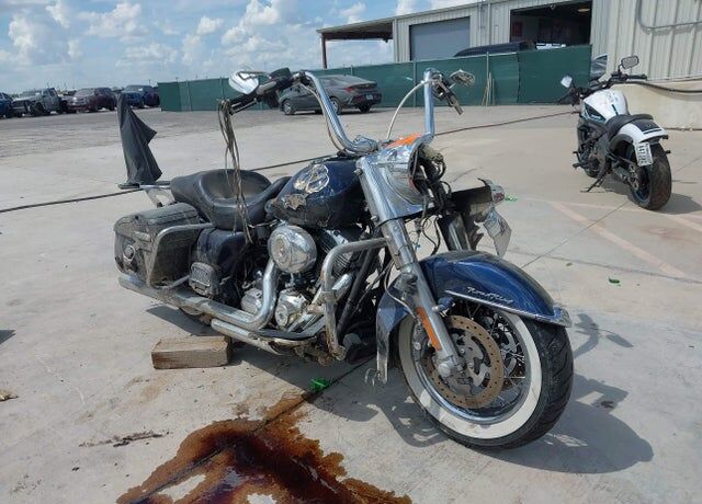 2012 HARLEY DAVIDSON FLHRC103 / Road King Classic 103