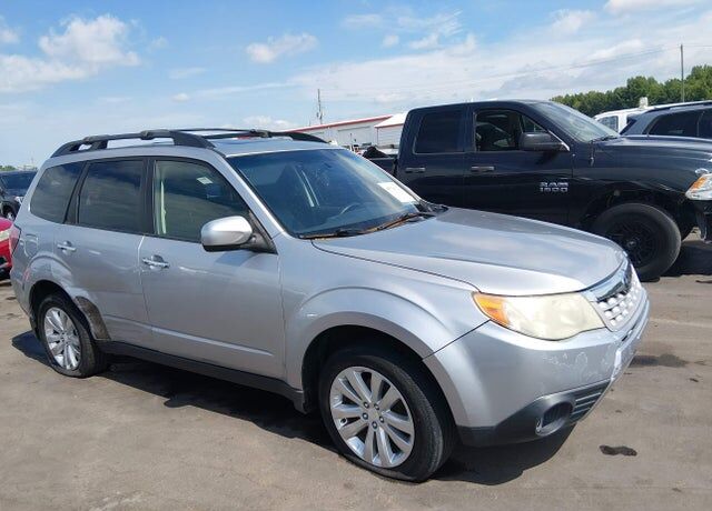 2012 SUBARU Forester