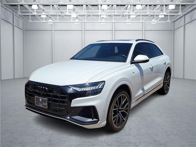 2022 AUDI Q8