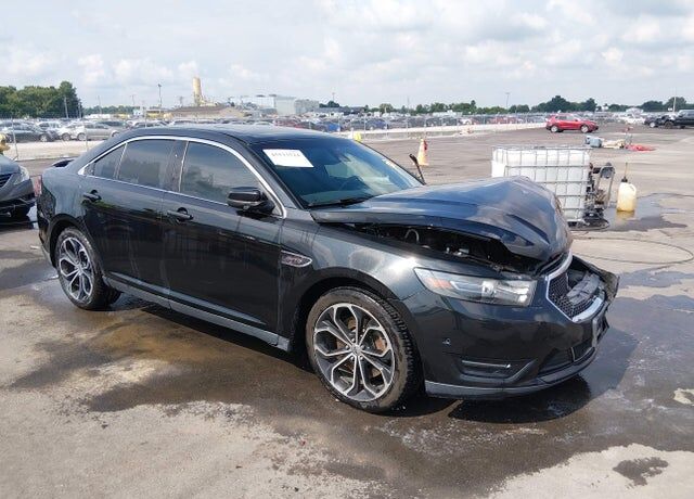 2013 FORD Taurus