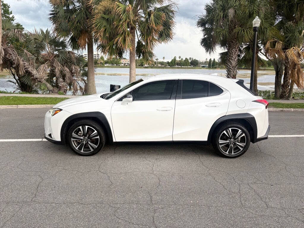 2019 LEXUS UX