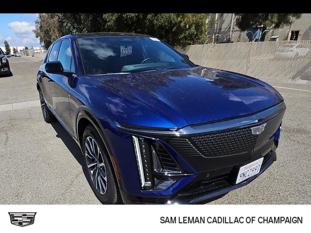 2024 CADILLAC Lyriq