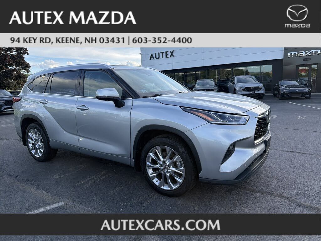 2022 TOYOTA Highlander