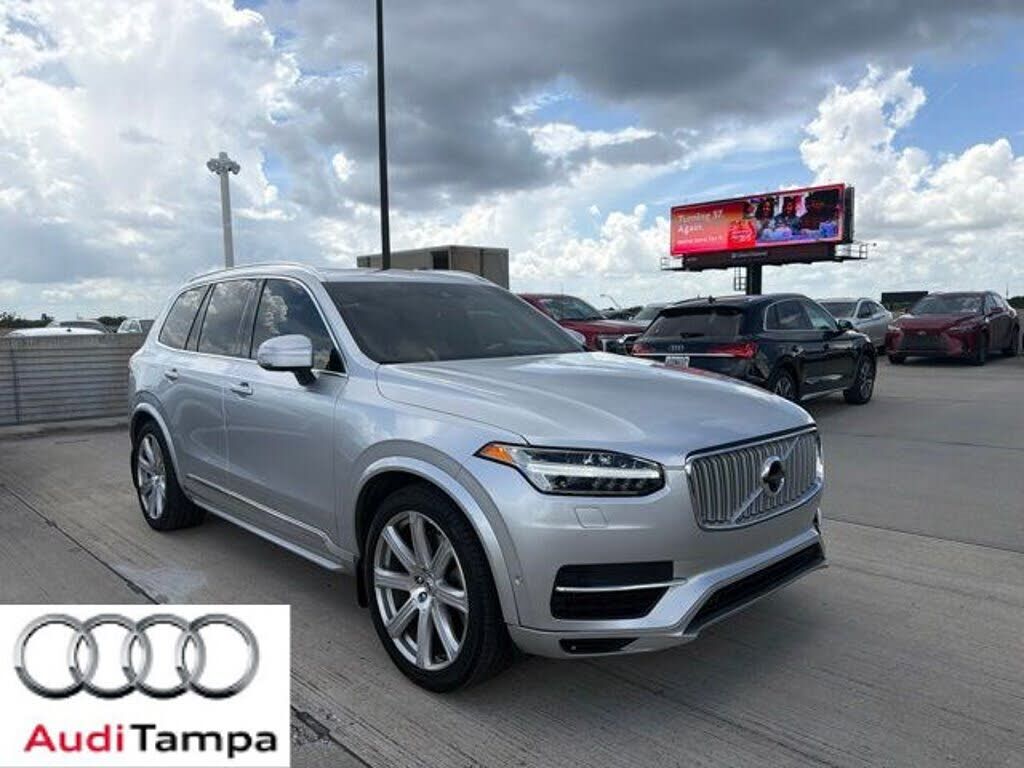 2016 VOLVO XC90