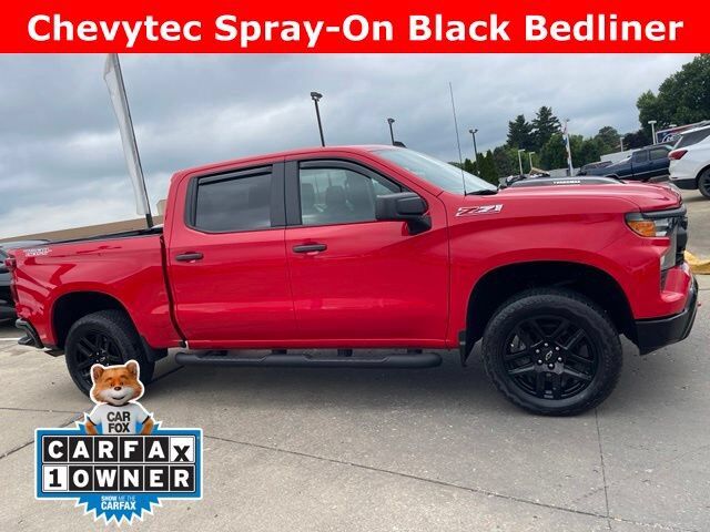 2025 CHEVROLET Silverado