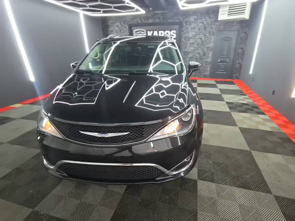 2018 CHRYSLER Pacifica