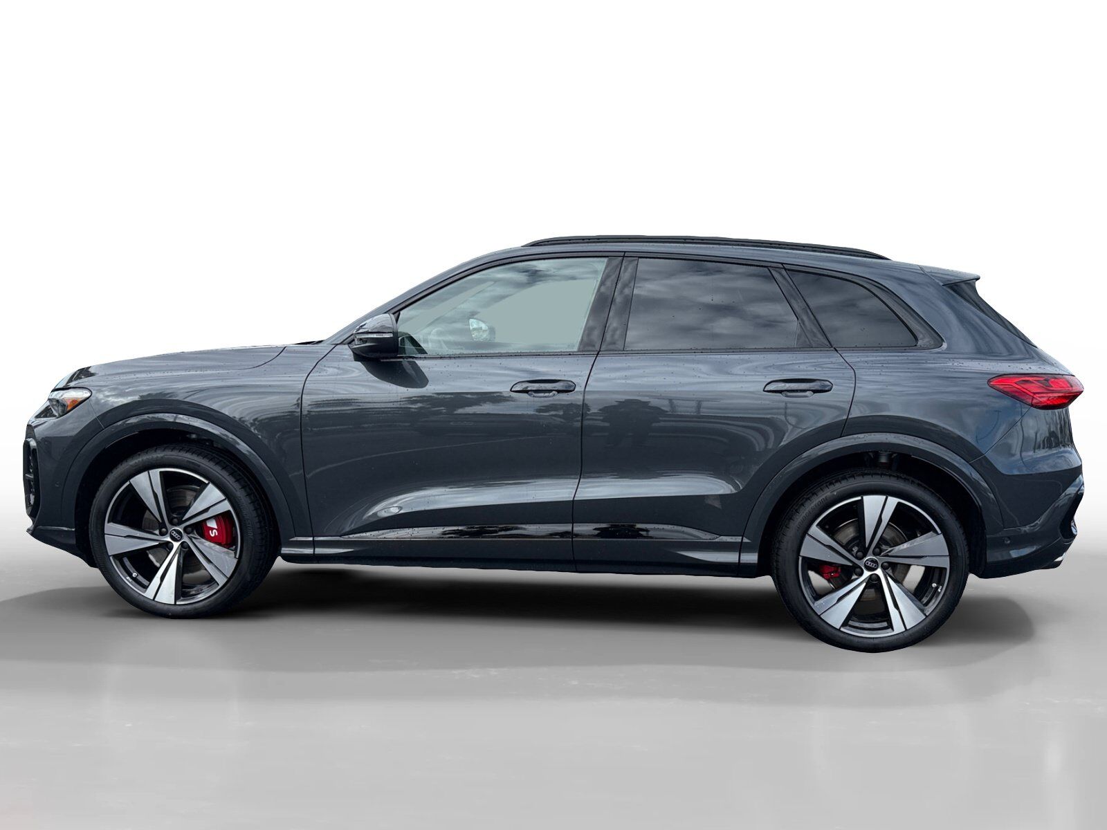 2025 Audi SQ5