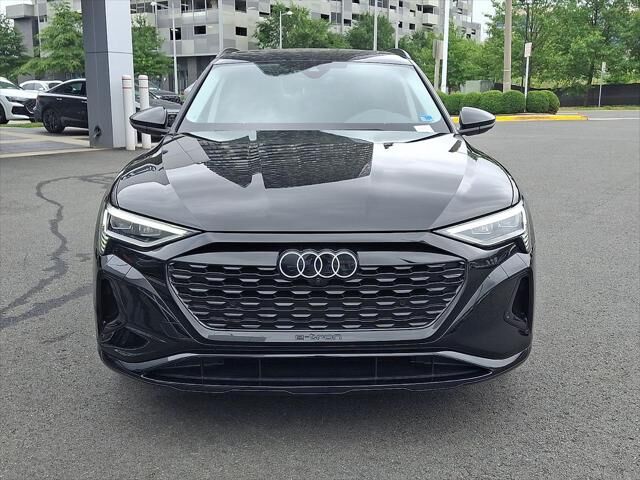 2024 Audi Q8