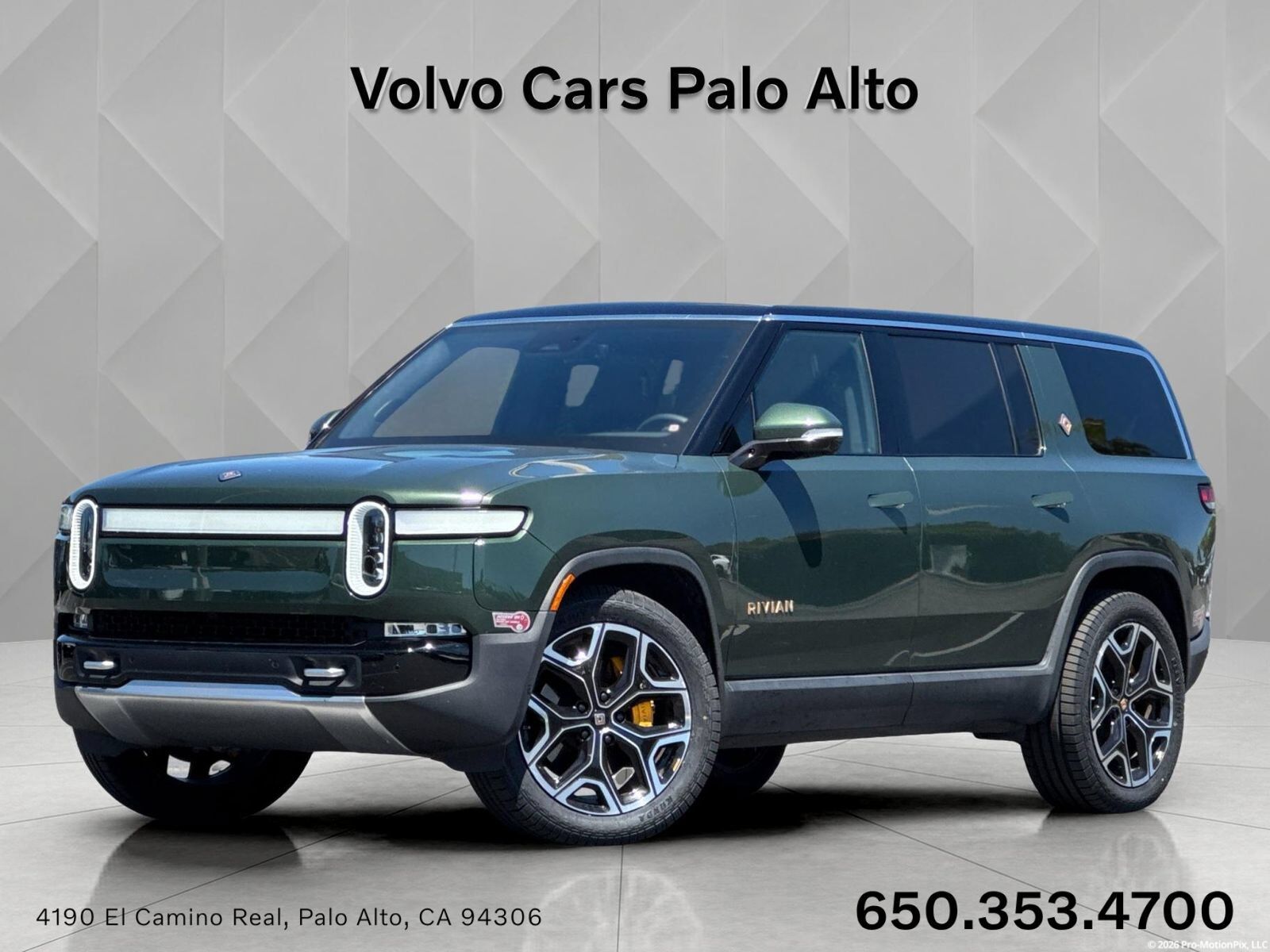 2022 RIVIAN R1S