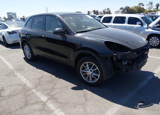 2016 PORSCHE Cayenne