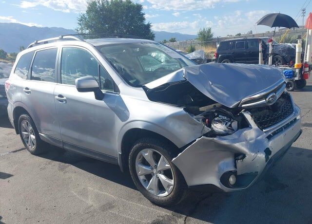 2014 SUBARU Forester