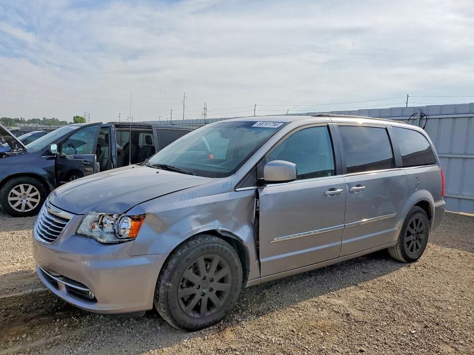 2014 CHRYSLER Town and Country