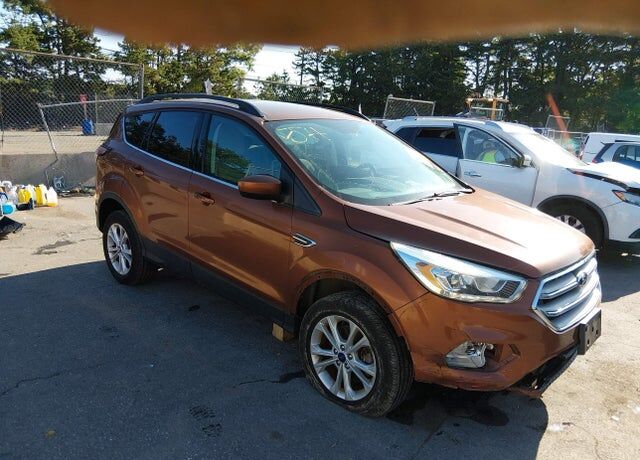 2017 FORD Escape