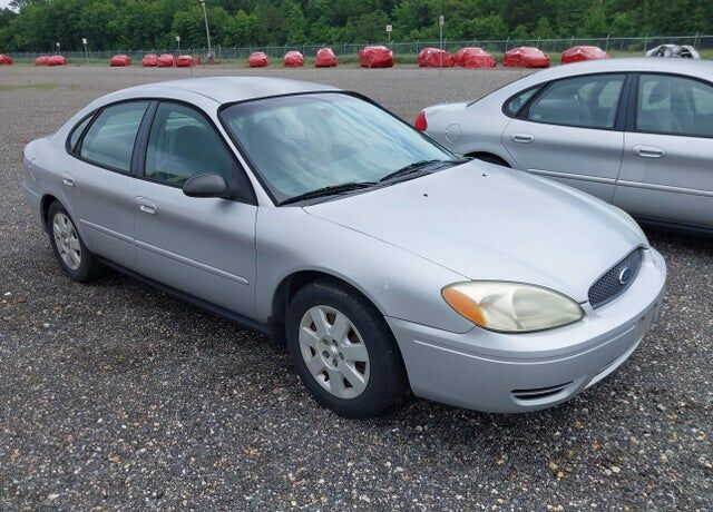2005 FORD Taurus
