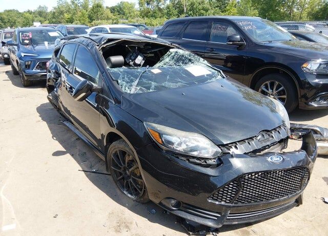 2013 FORD Focus