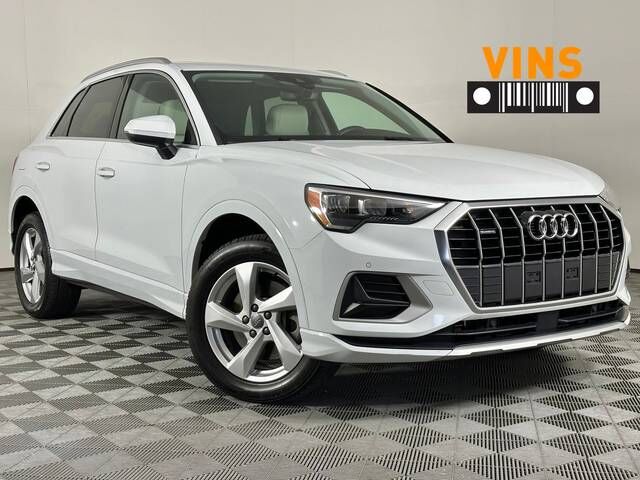 2019 AUDI Q3