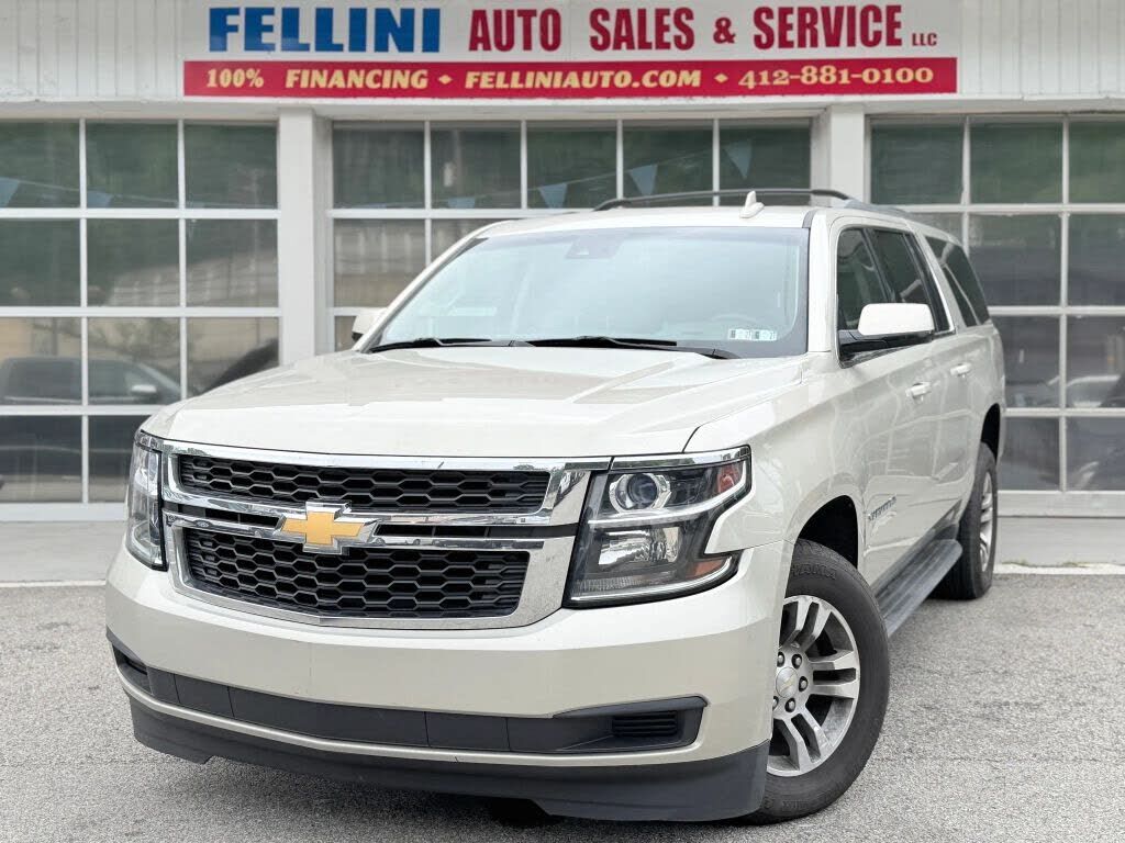 2016 CHEVROLET Suburban