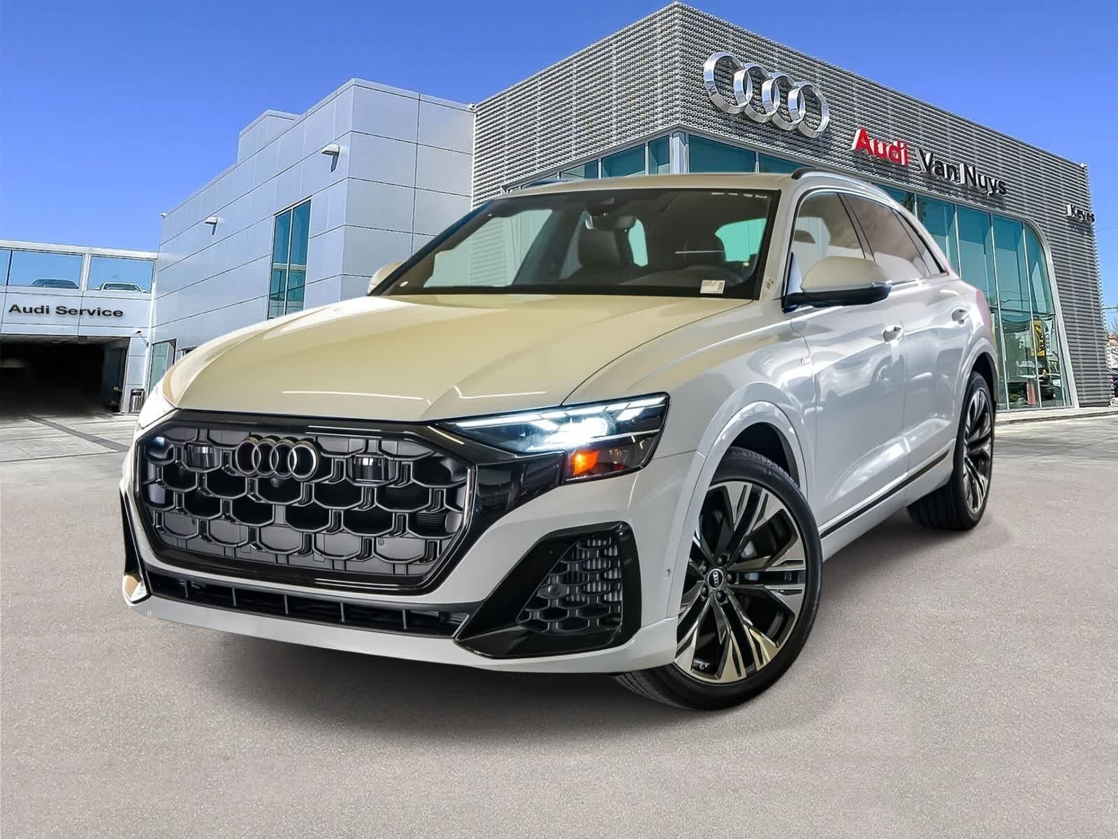 2026 AUDI Q8