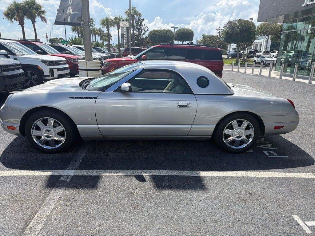 2004 FORD Thunderbird