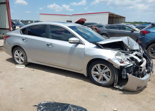 2015 NISSAN Altima
