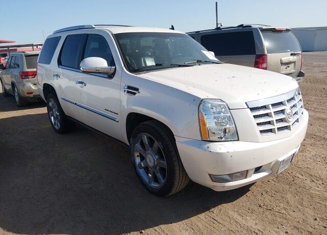 2011 CADILLAC Escalade