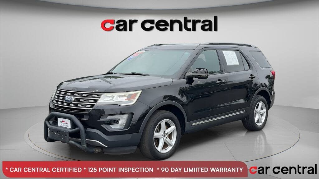 2017 FORD Explorer