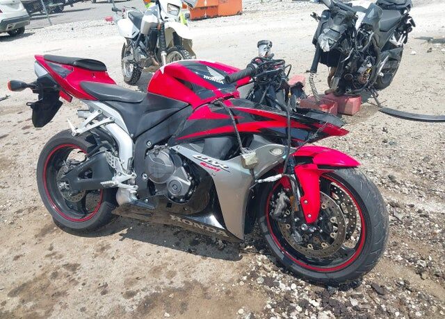2007 HONDA CB