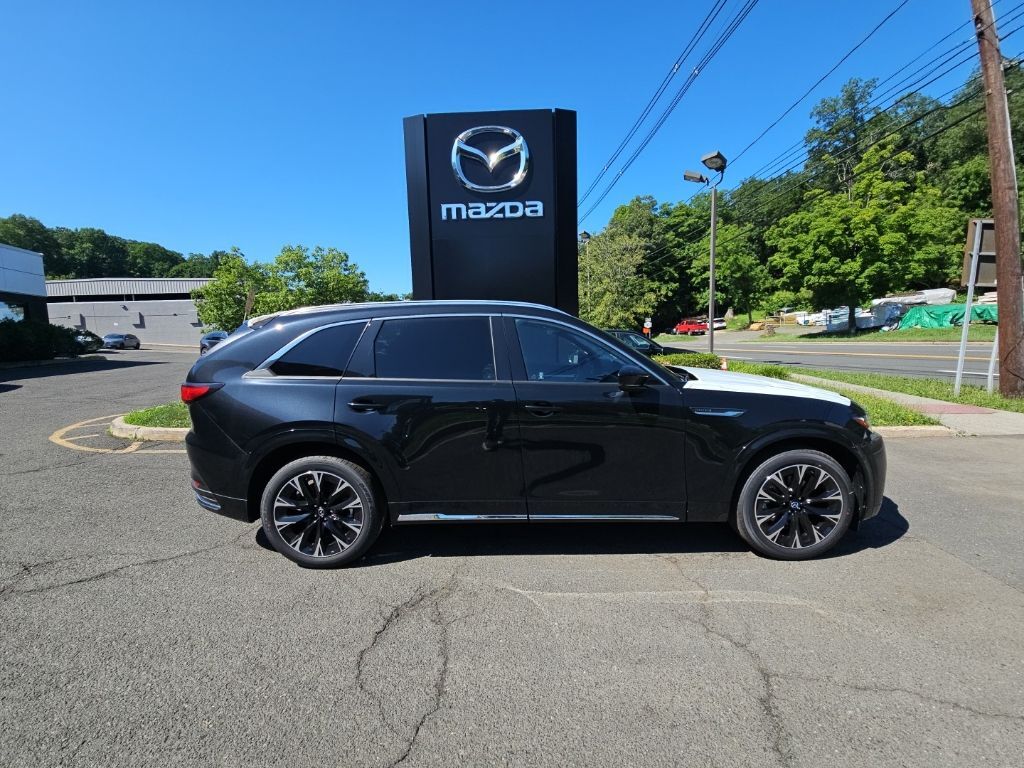 2026 MAZDA CX-90