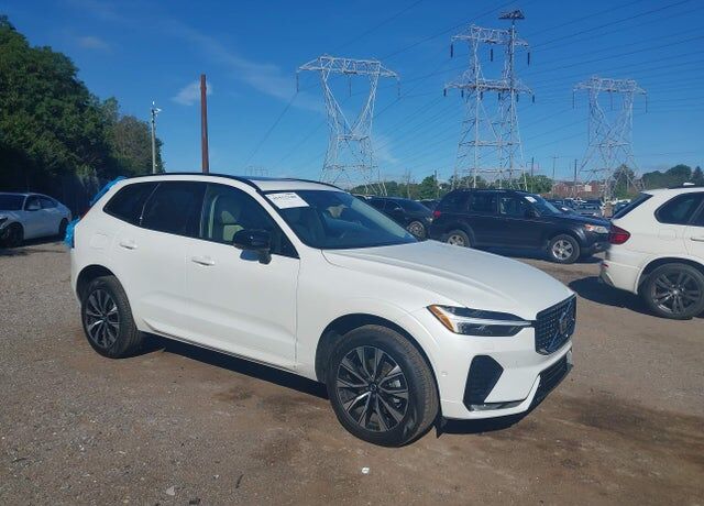 2025 VOLVO XC60